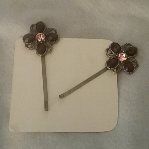 Flower hair pins - Picture 2 of 2